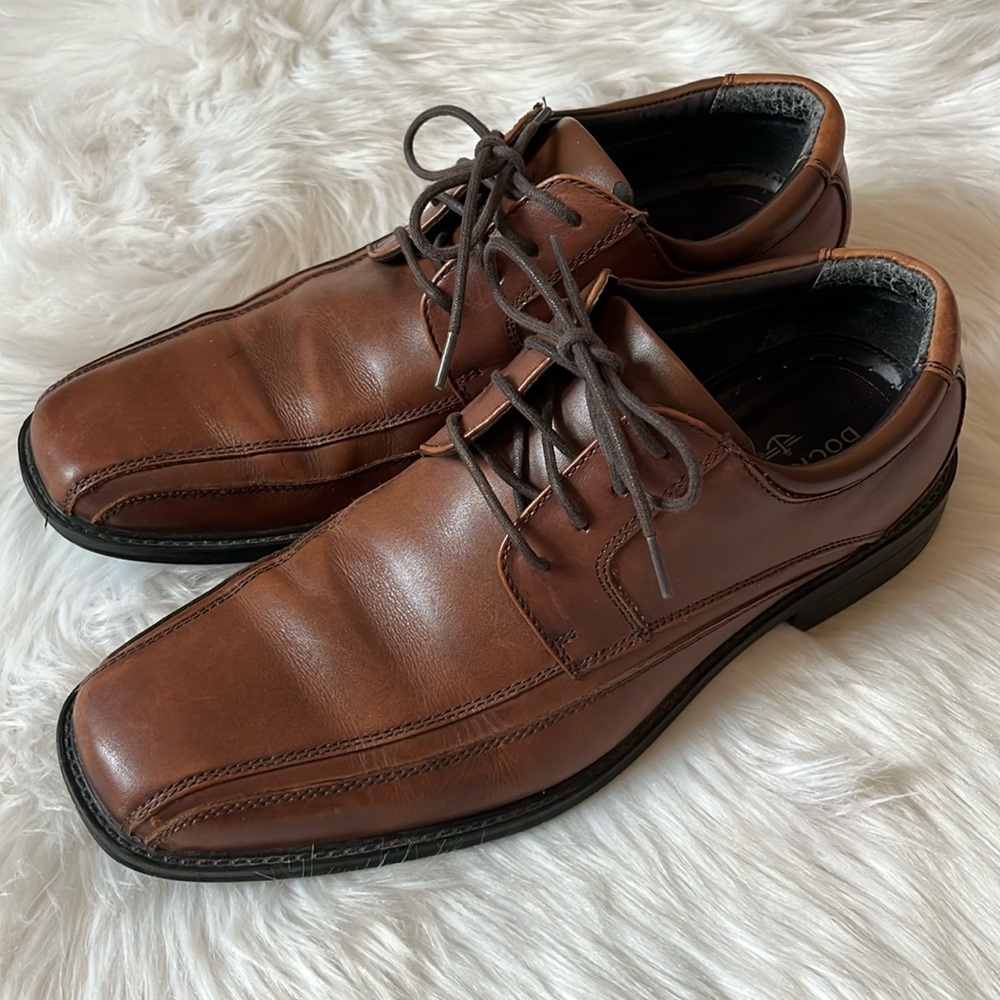 Dockers dress shoes 9
